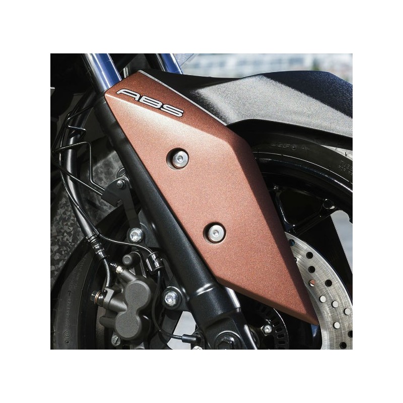 Правая накладка переднего крыла Yamaha XMAX 300
