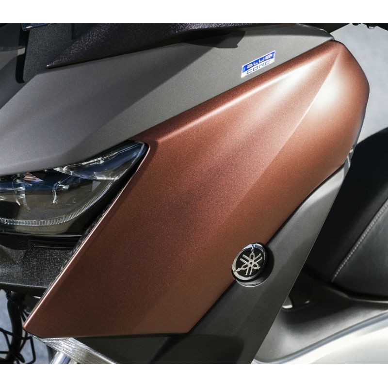 Левый передний обтекатель Yamaha XMAX 300