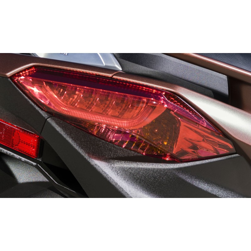 Правый блок заднего фонаря Yamaha XMAX 300