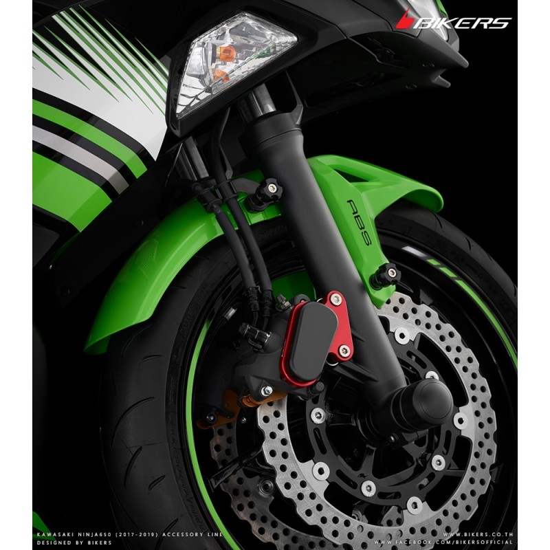 Правая защита переднего тормозного суппорта BIKERS Kawasaki NINJA 650