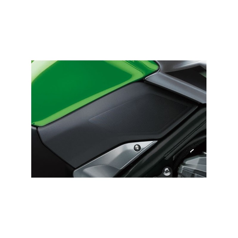 Правая боковая накладка топливного бака Kawasaki Z900