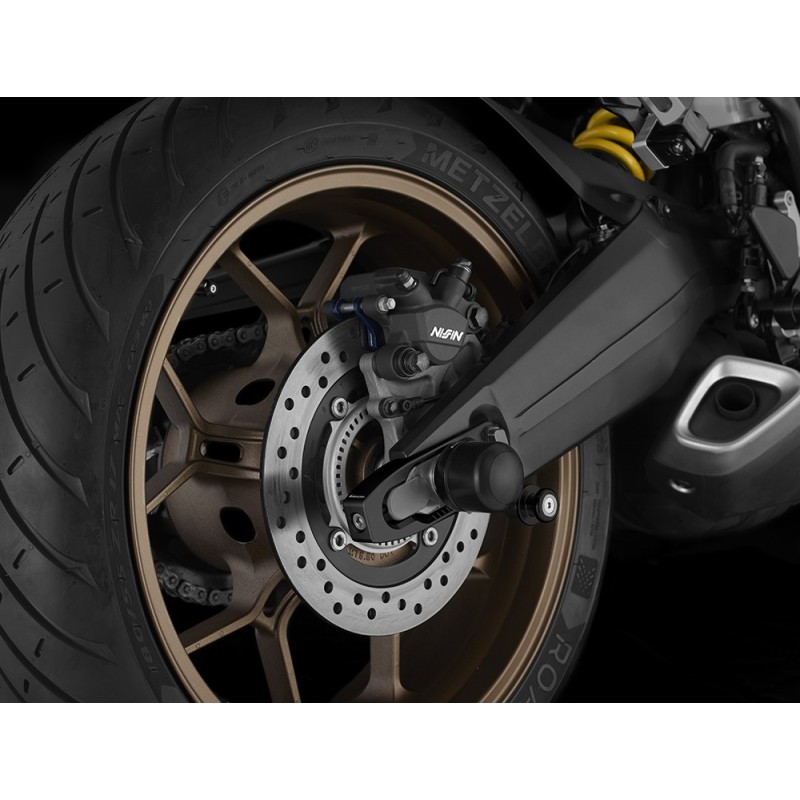 Ось заднего колеса BIKERS Honda CB650R