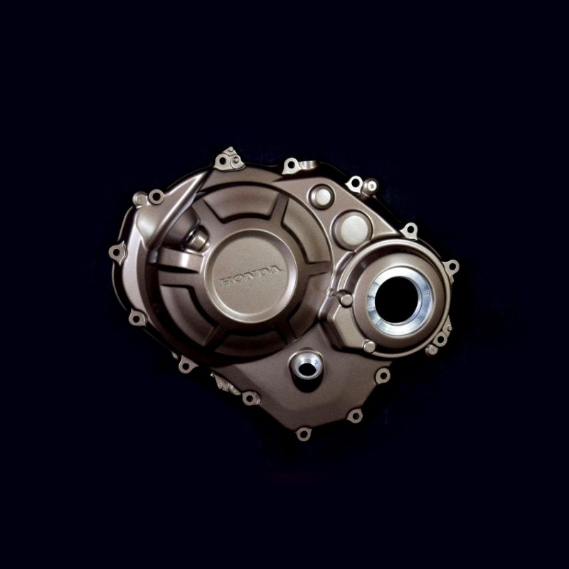 Правая крышка картера Honda CB650R 2021/2025
