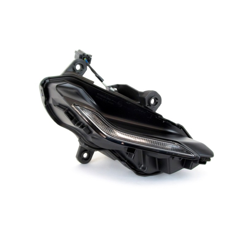 Правый светодиодный габаритный фонарь Yamaha YZF R15 / R15M 2022 2023
