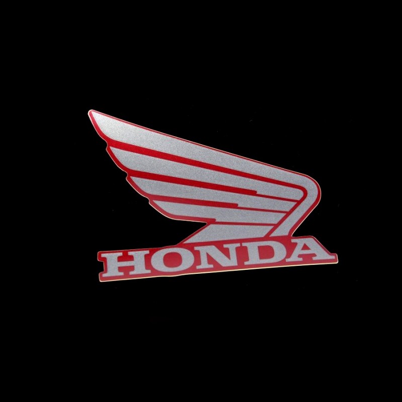 Наклейка правого бокового дефлектора топливного бака Honda CB650R 2021 2022 2023