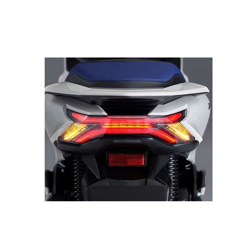 Блок заднего фонаря Honda PCX 125/160 v5 2021 2022 2023 2024 e:HEV