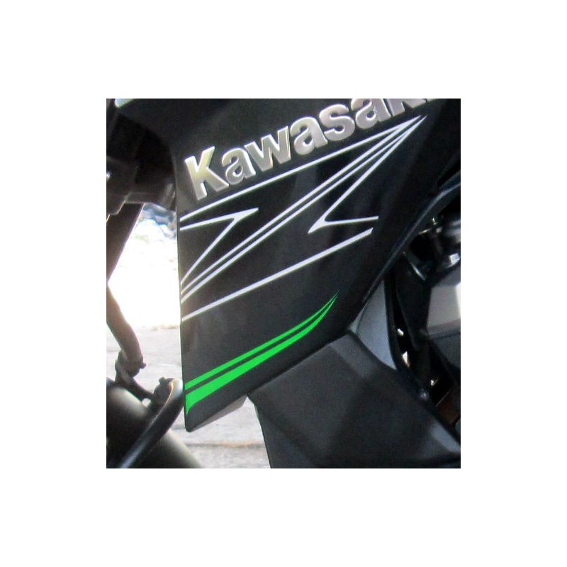Наклейка левой облицовки Kawasaki Z800 2014 2015