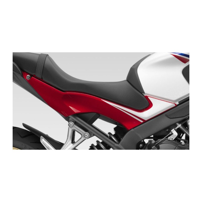 Правая боковая крышка Honda CB650F
