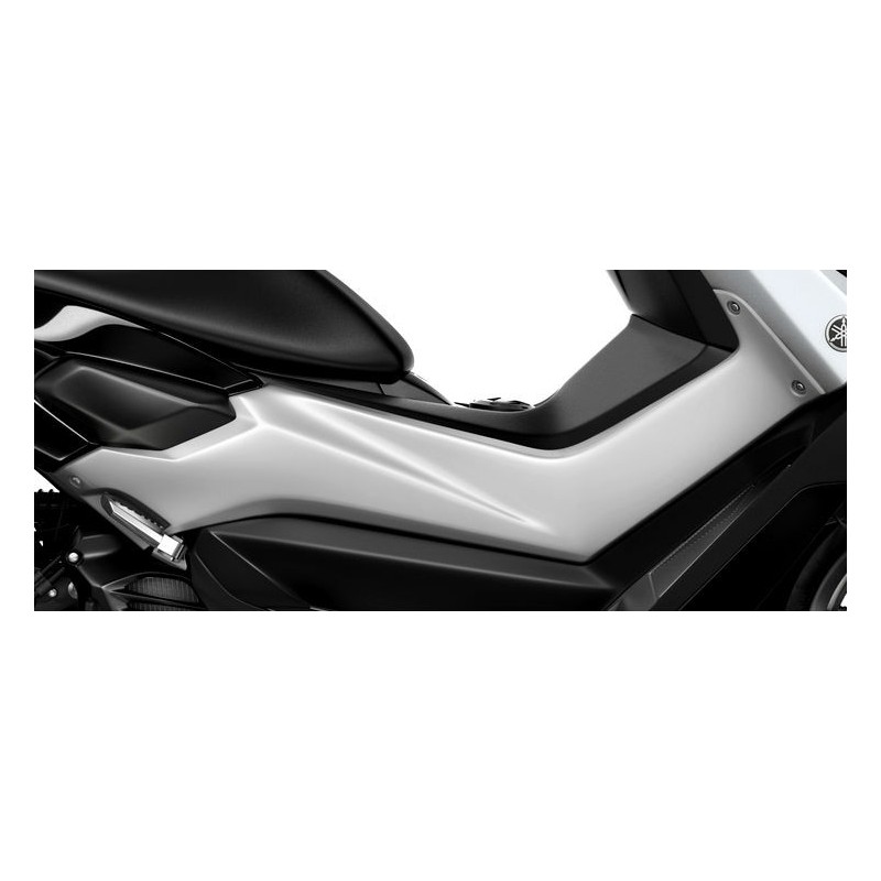 Правая боковая центральная панель Yamaha NMAX