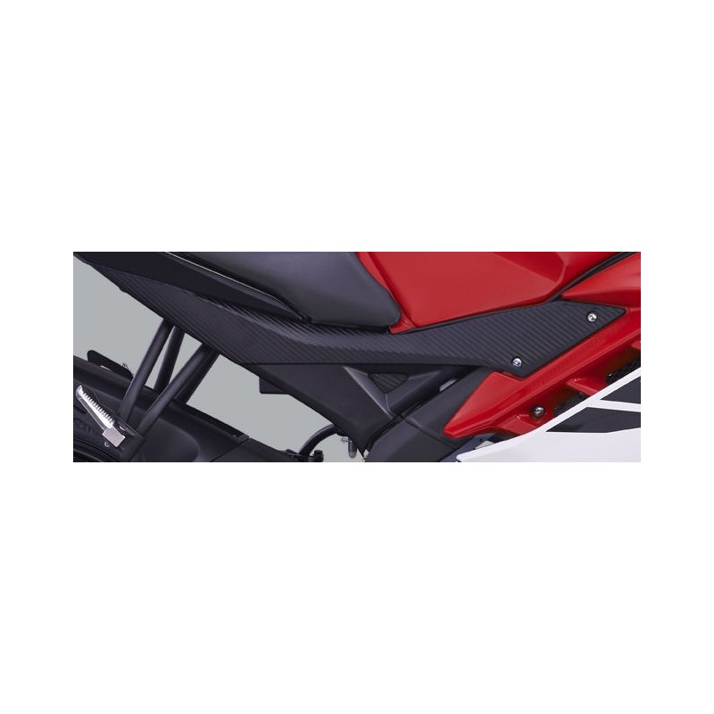 Правая боковая центральная панель Yamaha YZF R15
