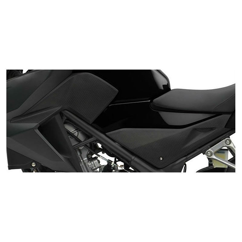 Левая боковая крышка Honda CB300F