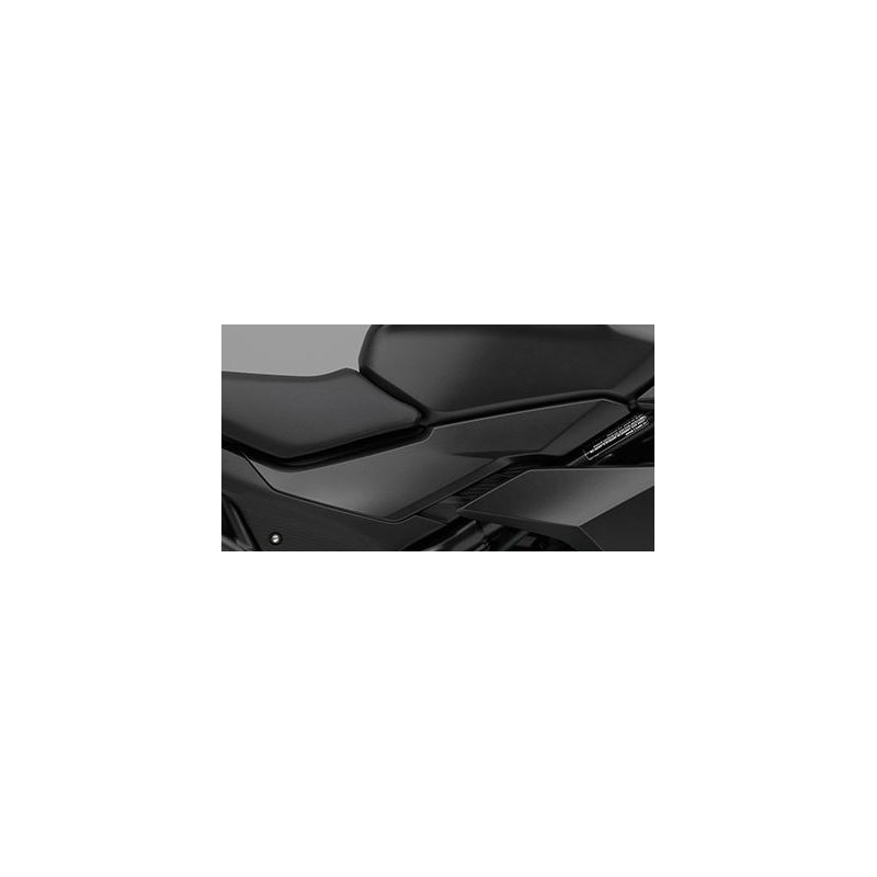 Правый обтекатель под сиденьем Honda CBR 500R 2016 2017 2018